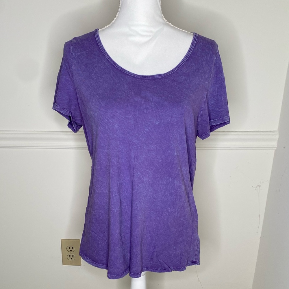 LuLaRoe Purple Classic Tee